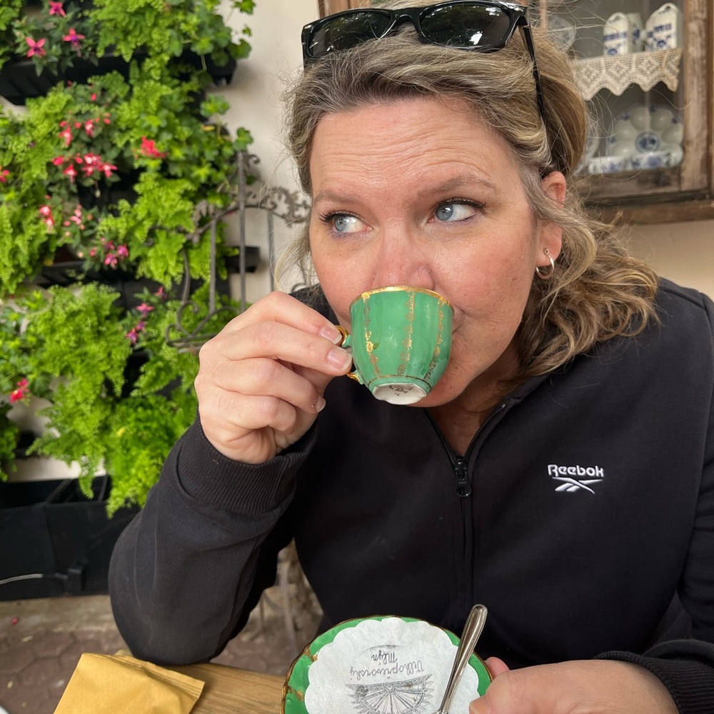 Meet your Posher, Laura